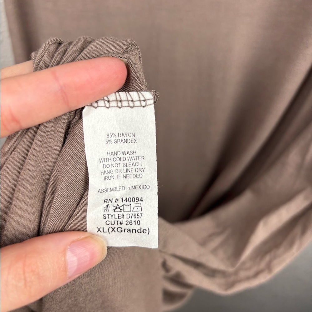 See You Monday Women’s XL Taupe Mauve Short Sleeve Midi Dress - Picture 6 of 9